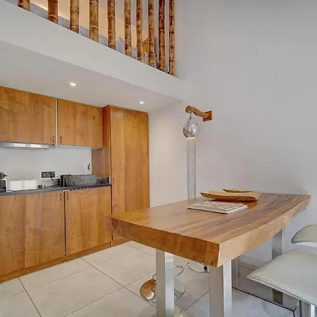 Magnifiques A 2 Pas Du Palais Κάννες