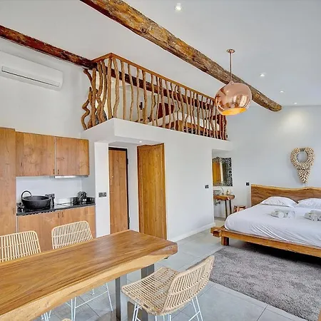 Magnifiques à 2 Pas Du Palais Appartement *